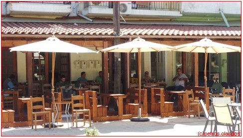 kafenion in Voukolies